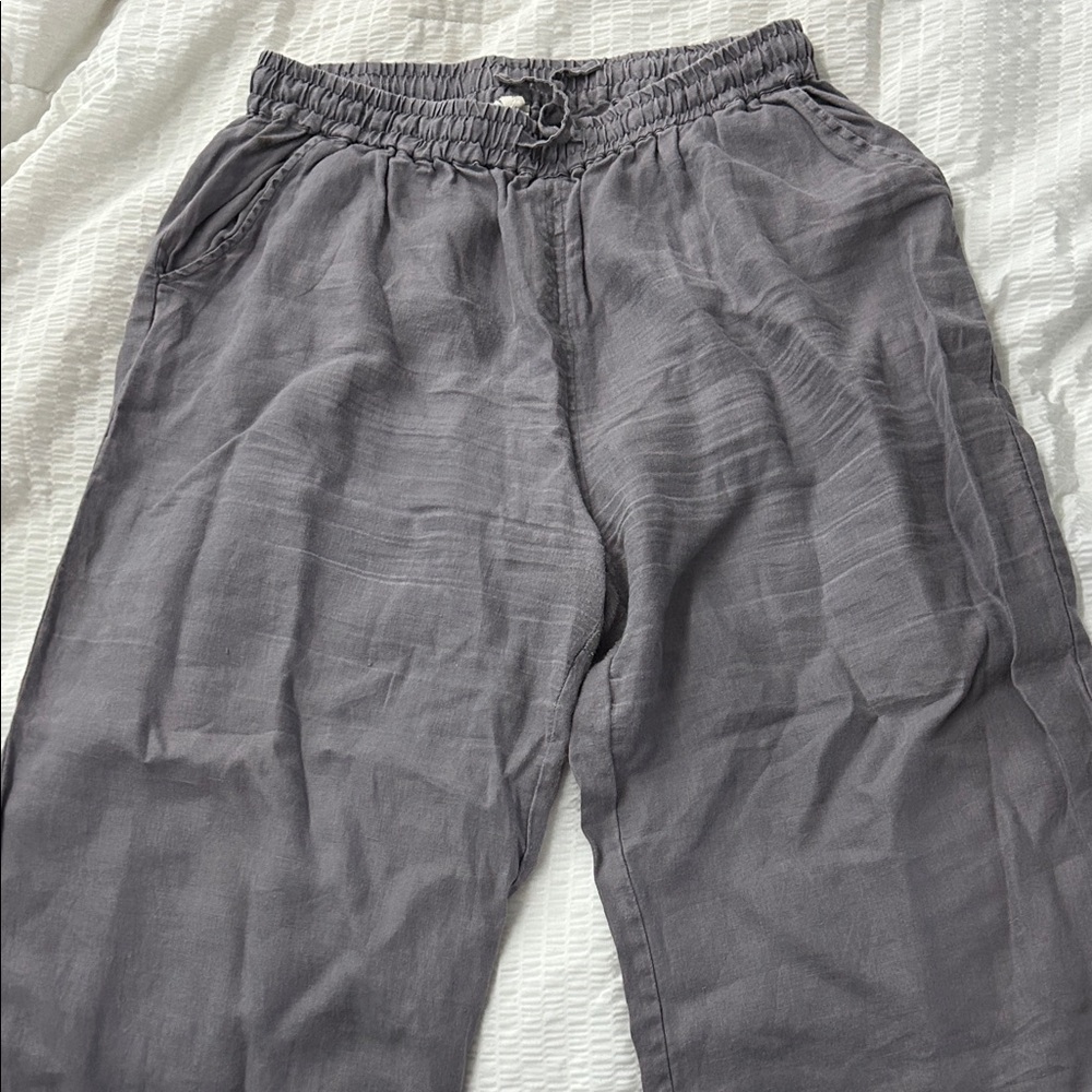 Women's Gray Elastic Waist Linen Capris